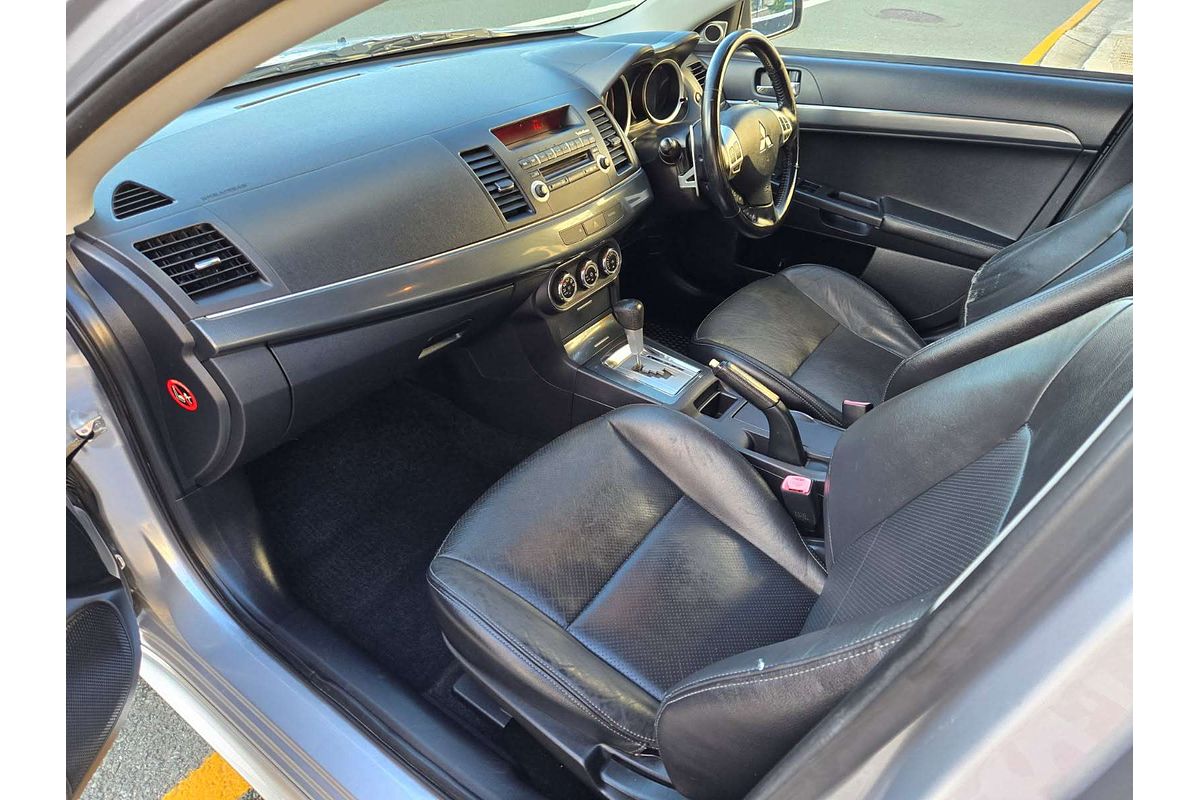 2010 Mitsubishi Lancer VR-X CJ