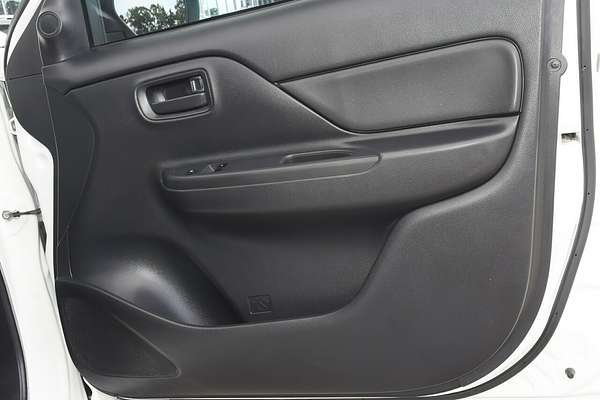 2022 Mitsubishi Triton GLX MR Rear Wheel Drive