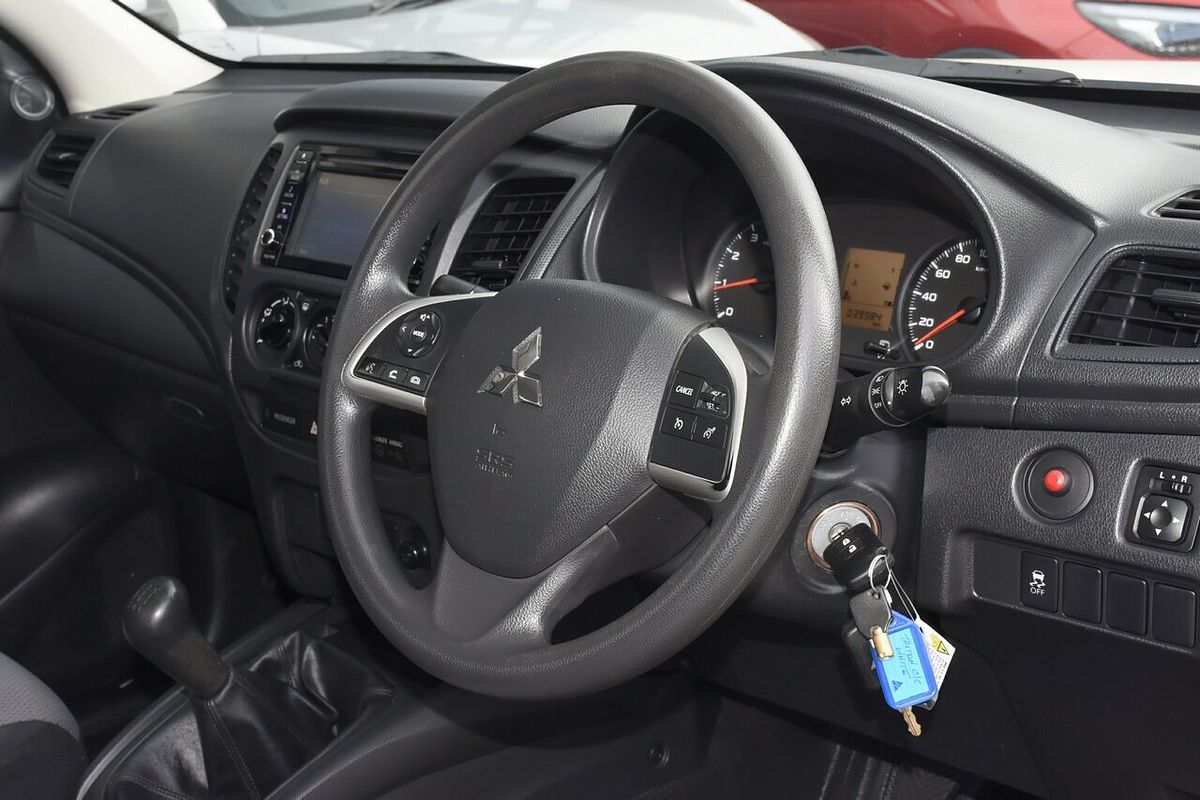 2022 Mitsubishi Triton GLX MR Rear Wheel Drive