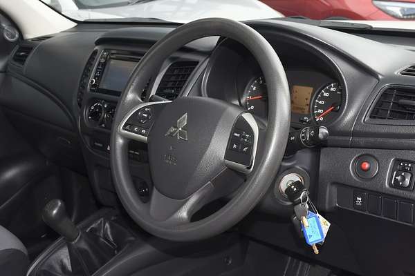 2022 Mitsubishi Triton GLX MR Rear Wheel Drive