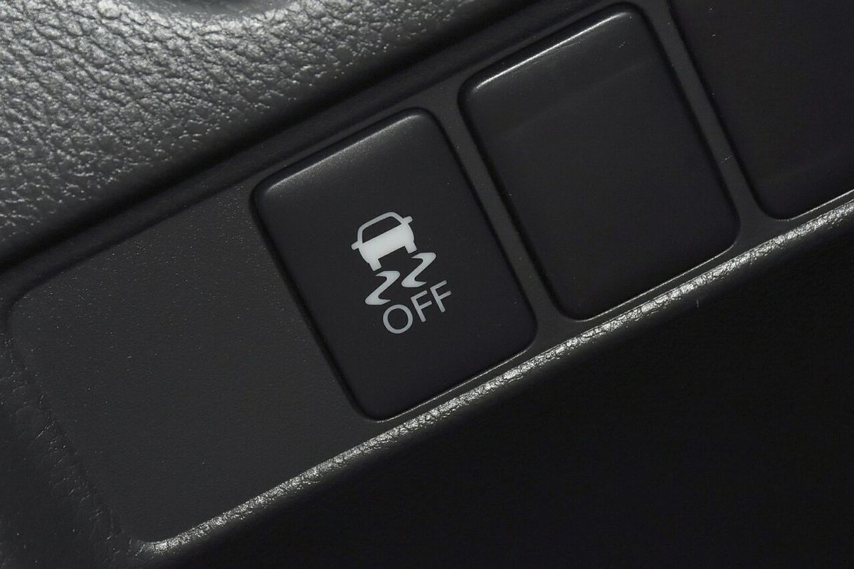 2022 Mitsubishi Triton GLX MR Rear Wheel Drive