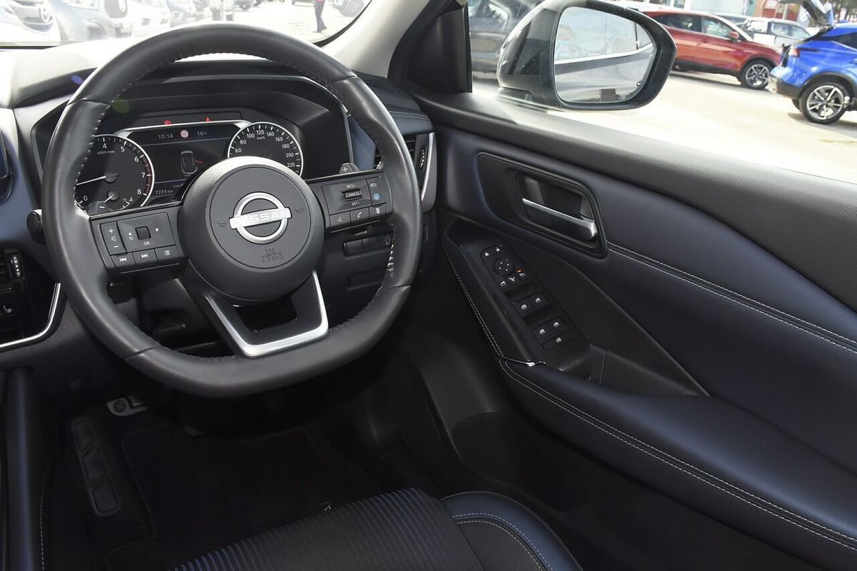 2024 Nissan QASHQAI ST-L J12
