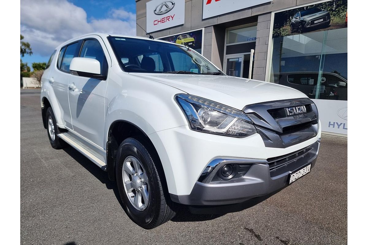 2018 Isuzu MU-X LS-M