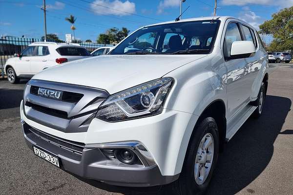 2018 Isuzu MU-X LS-M