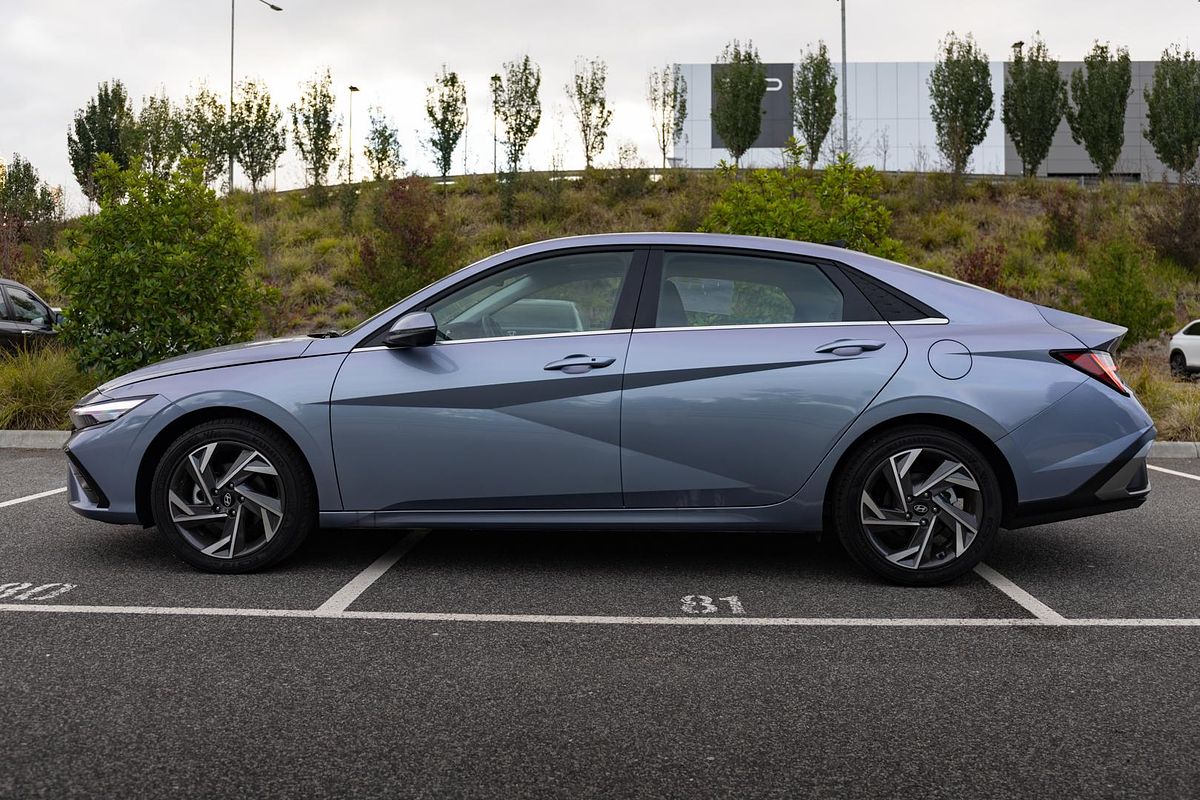 2024 Hyundai i30 Premium CN7.V2
