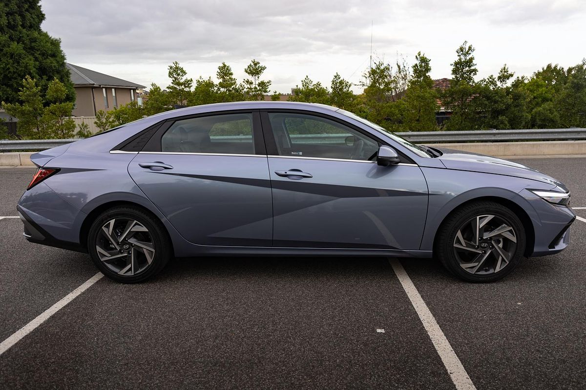 2024 Hyundai i30 Premium CN7.V2