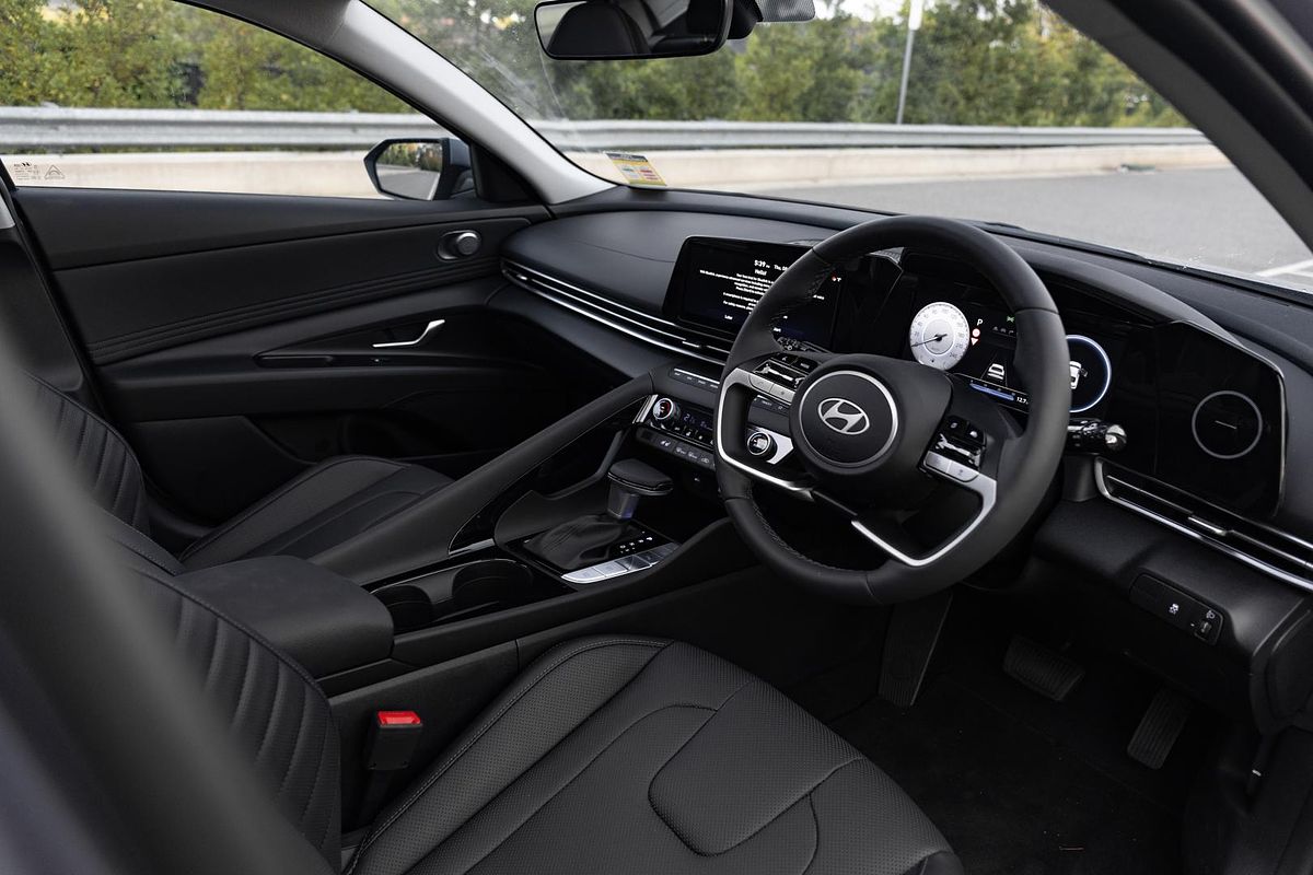 2024 Hyundai i30 Premium CN7.V2