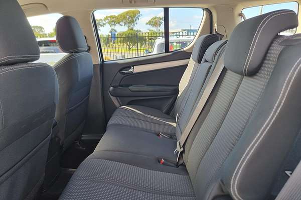 2018 Isuzu MU-X LS-M