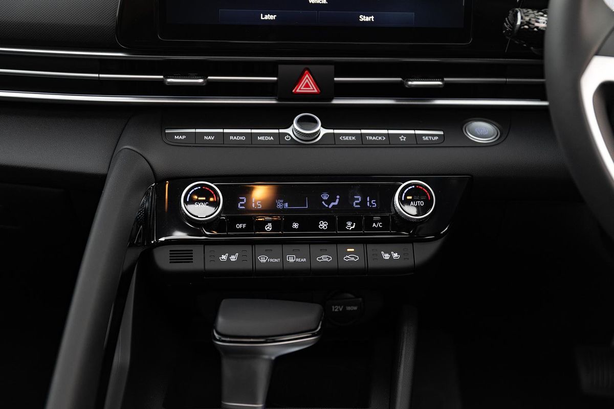 2024 Hyundai i30 Premium CN7.V2