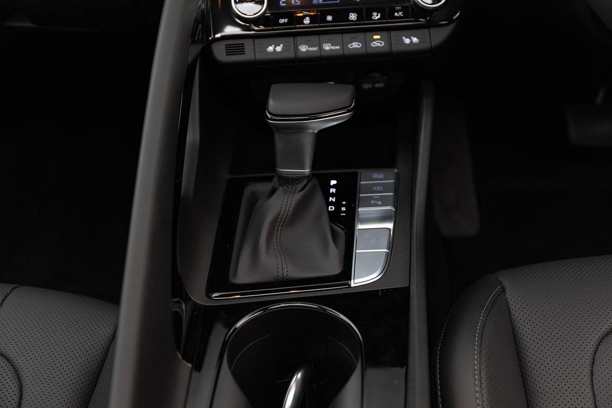 2024 Hyundai i30 Premium CN7.V2