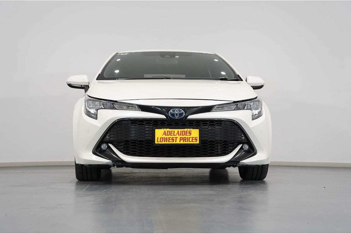 2020 Toyota Corolla SX Hybrid ZWE211R