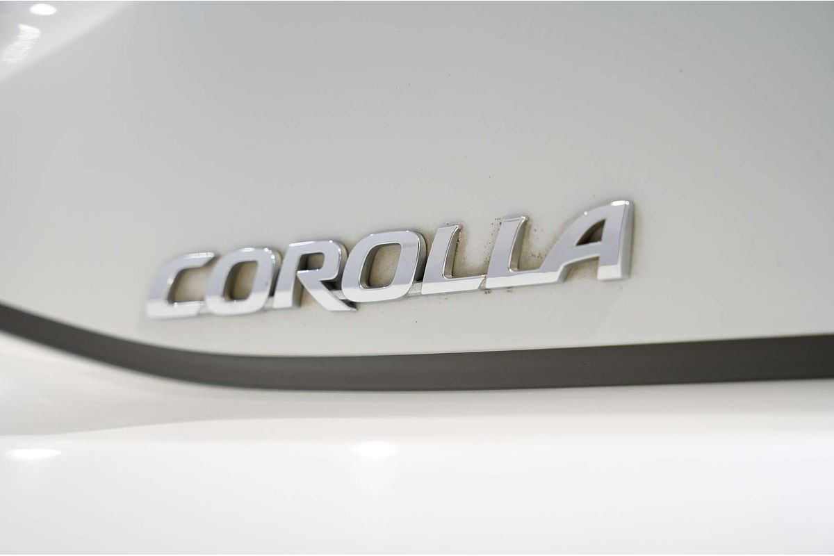 2020 Toyota Corolla SX Hybrid ZWE211R