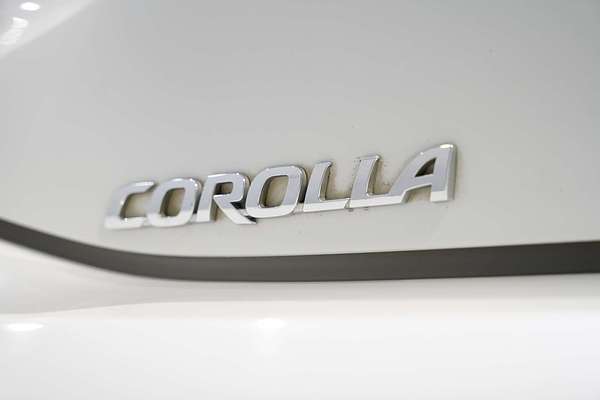 2020 Toyota Corolla SX Hybrid ZWE211R