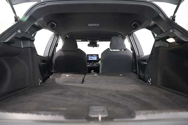 2020 Toyota Corolla SX Hybrid ZWE211R