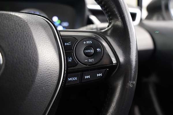 2020 Toyota Corolla SX Hybrid ZWE211R