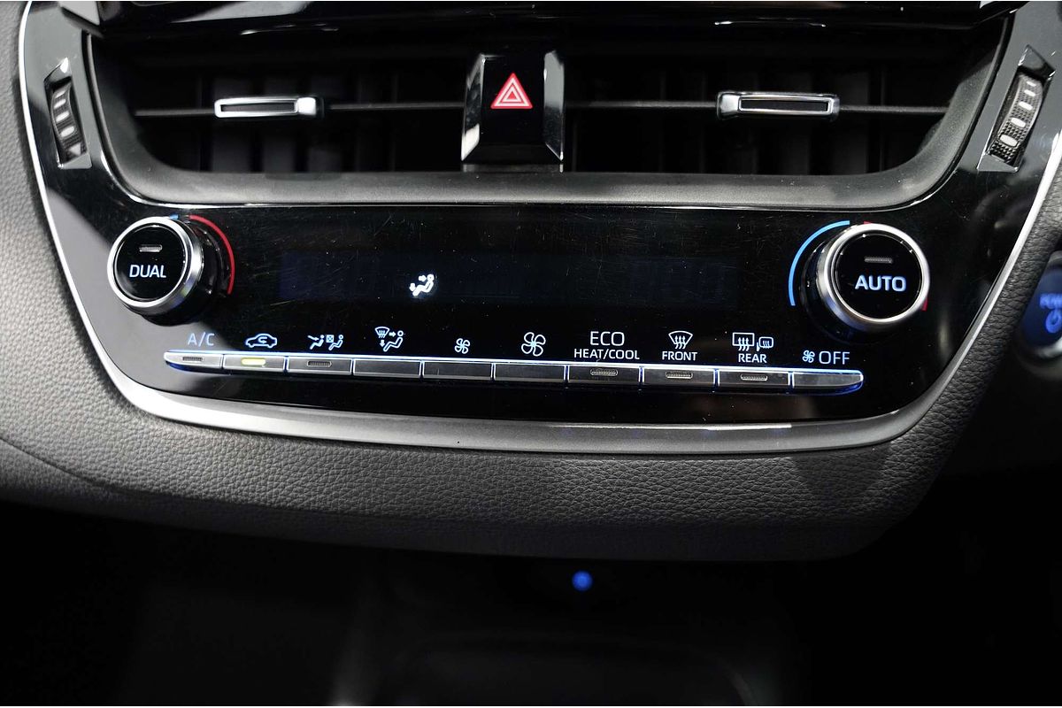 2020 Toyota Corolla SX Hybrid ZWE211R