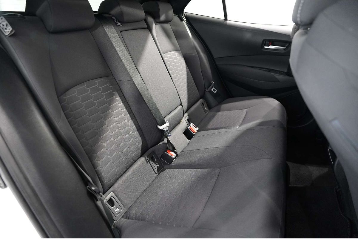 2020 Toyota Corolla SX Hybrid ZWE211R