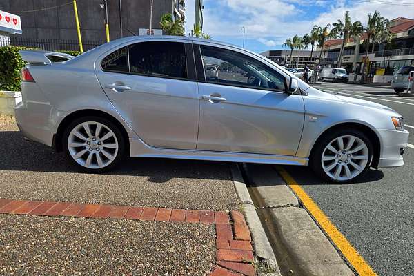 2010 Mitsubishi Lancer VR-X CJ