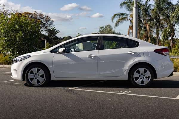 2017 Kia Cerato S YD
