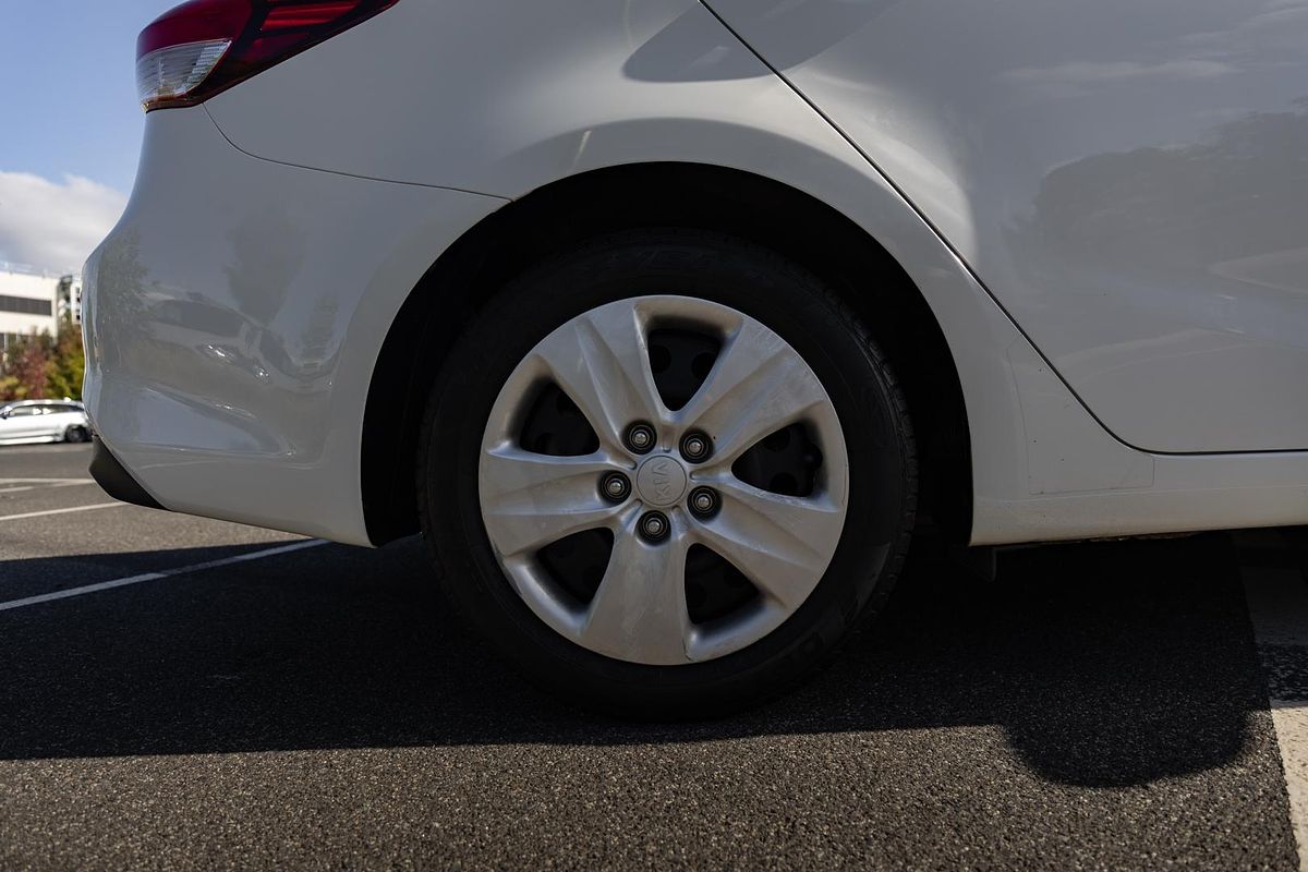 2017 Kia Cerato S YD