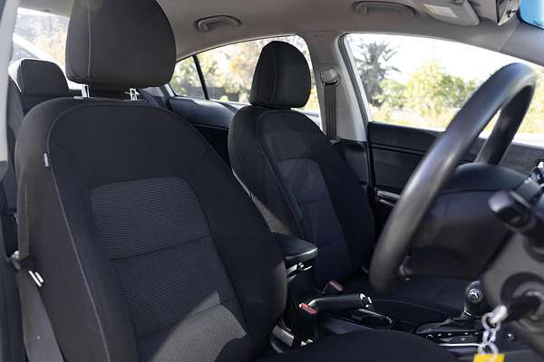 2017 Kia Cerato S YD