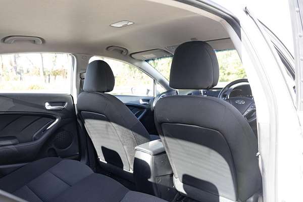 2017 Kia Cerato S YD