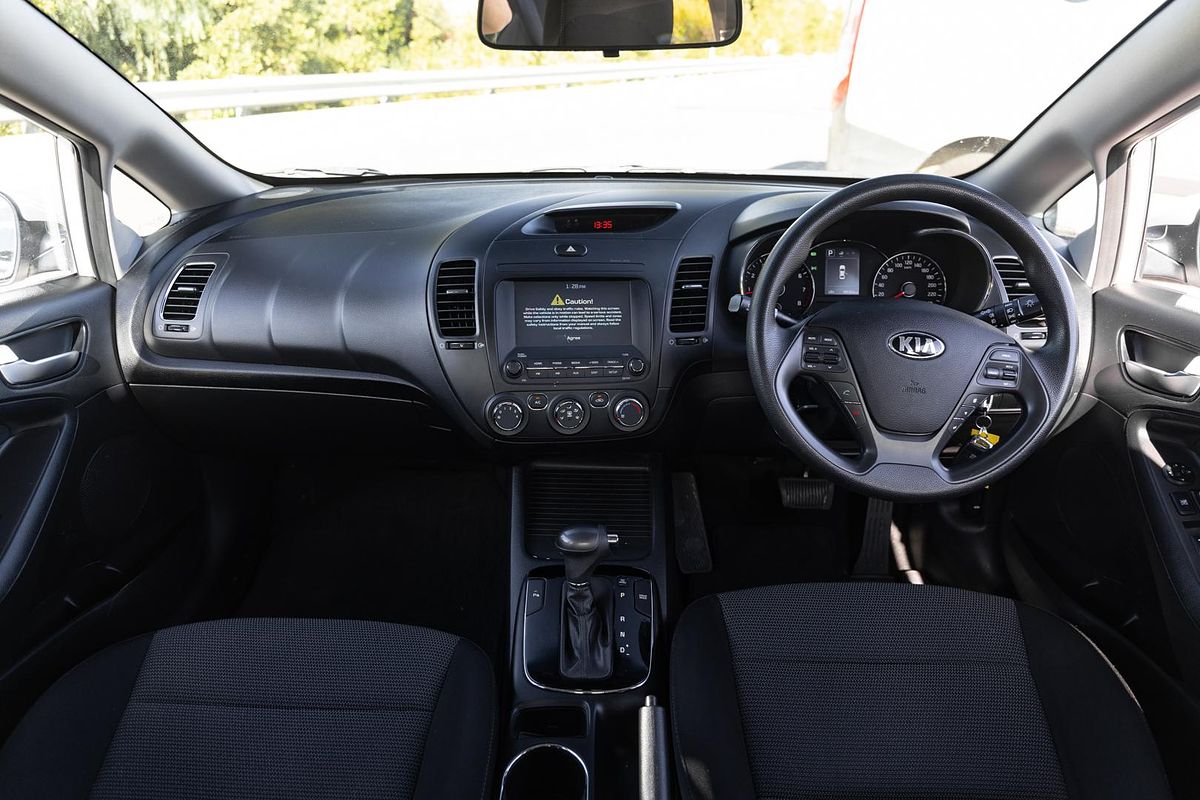 2017 Kia Cerato S YD