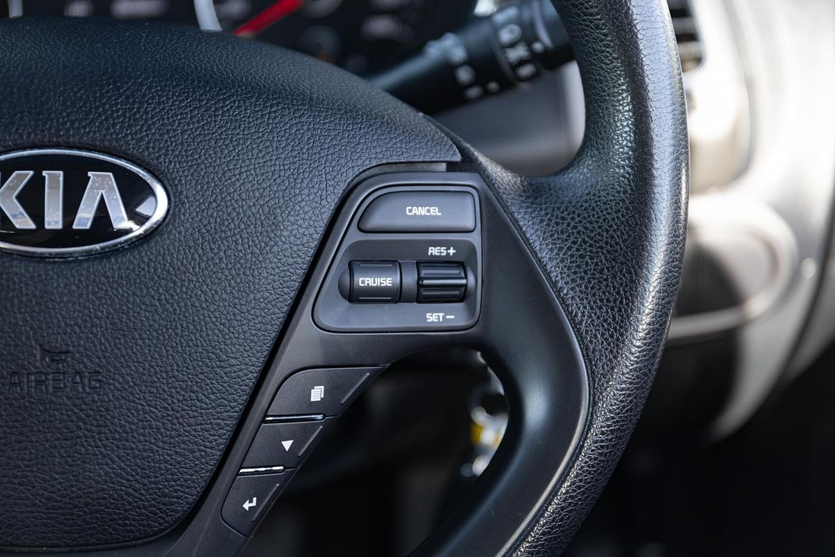 2017 Kia Cerato S YD