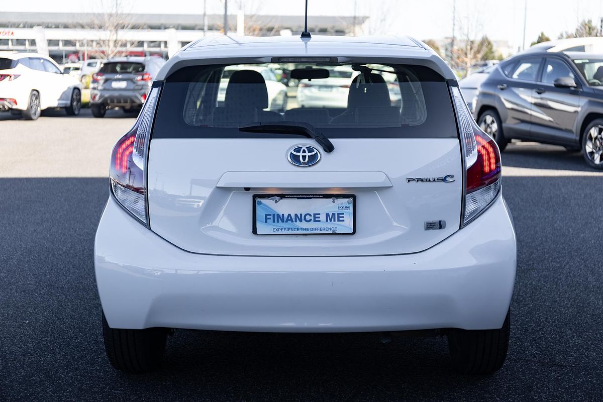 2017 Toyota Prius C NHP10R