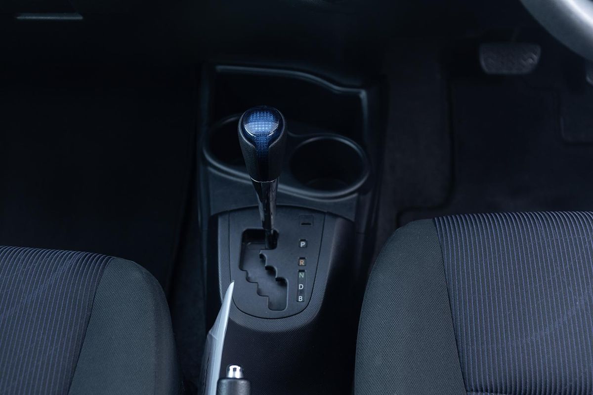 2017 Toyota Prius C NHP10R