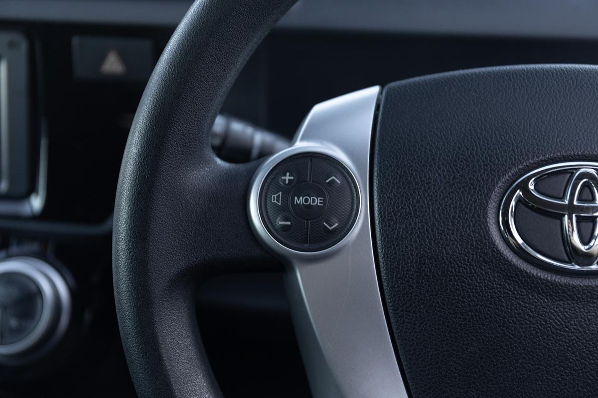 2017 Toyota Prius C NHP10R