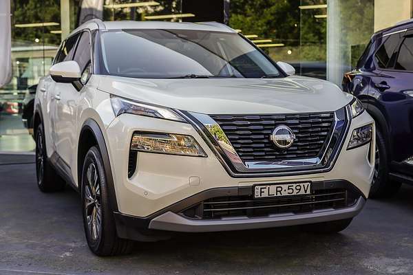 2024 Nissan X-TRAIL ST-L T33