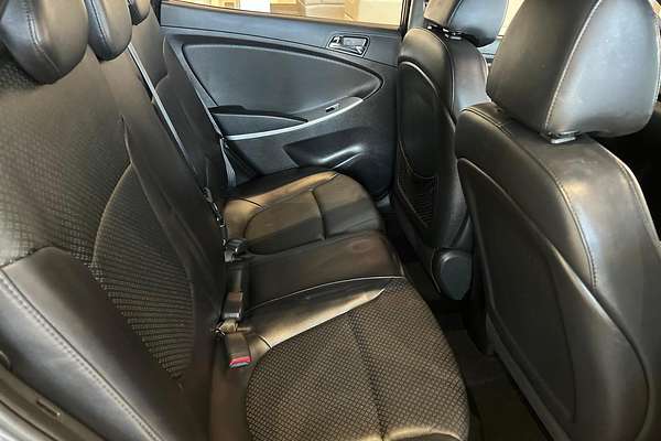 2012 Hyundai Accent Premium RB