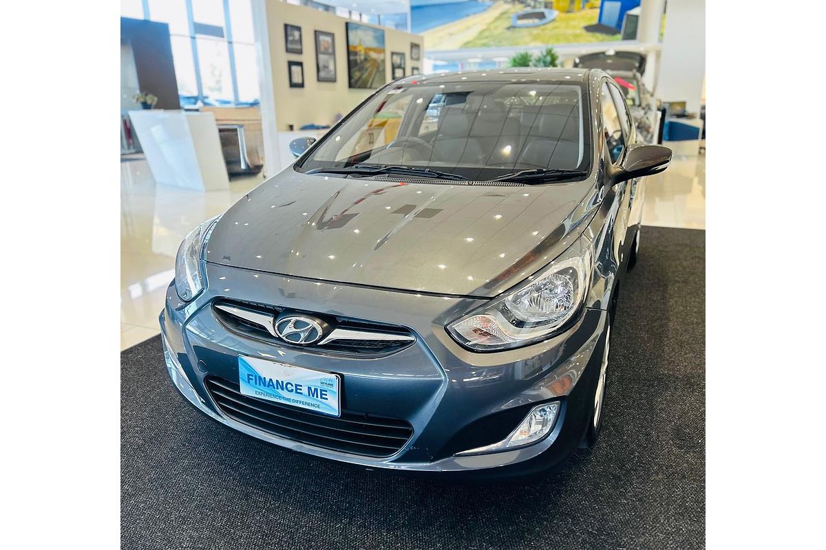 2012 Hyundai Accent Premium RB