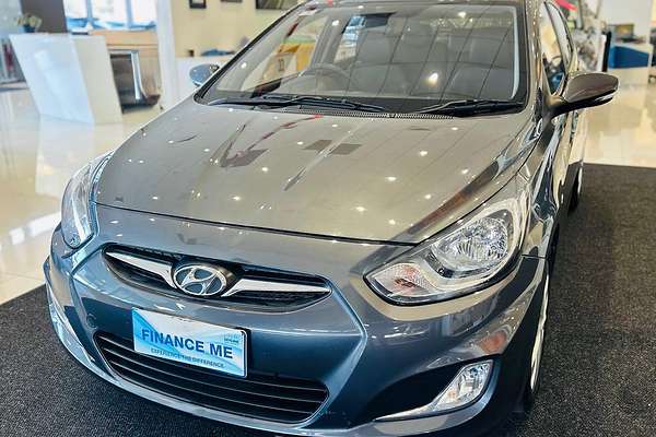 2012 Hyundai Accent Premium RB