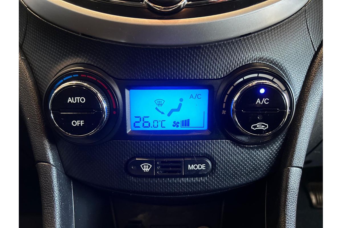 2012 Hyundai Accent Premium RB