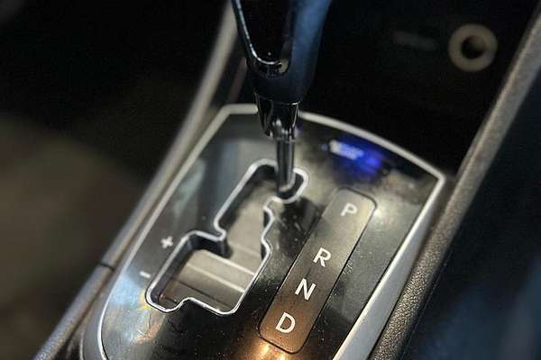 2012 Hyundai Accent Premium RB