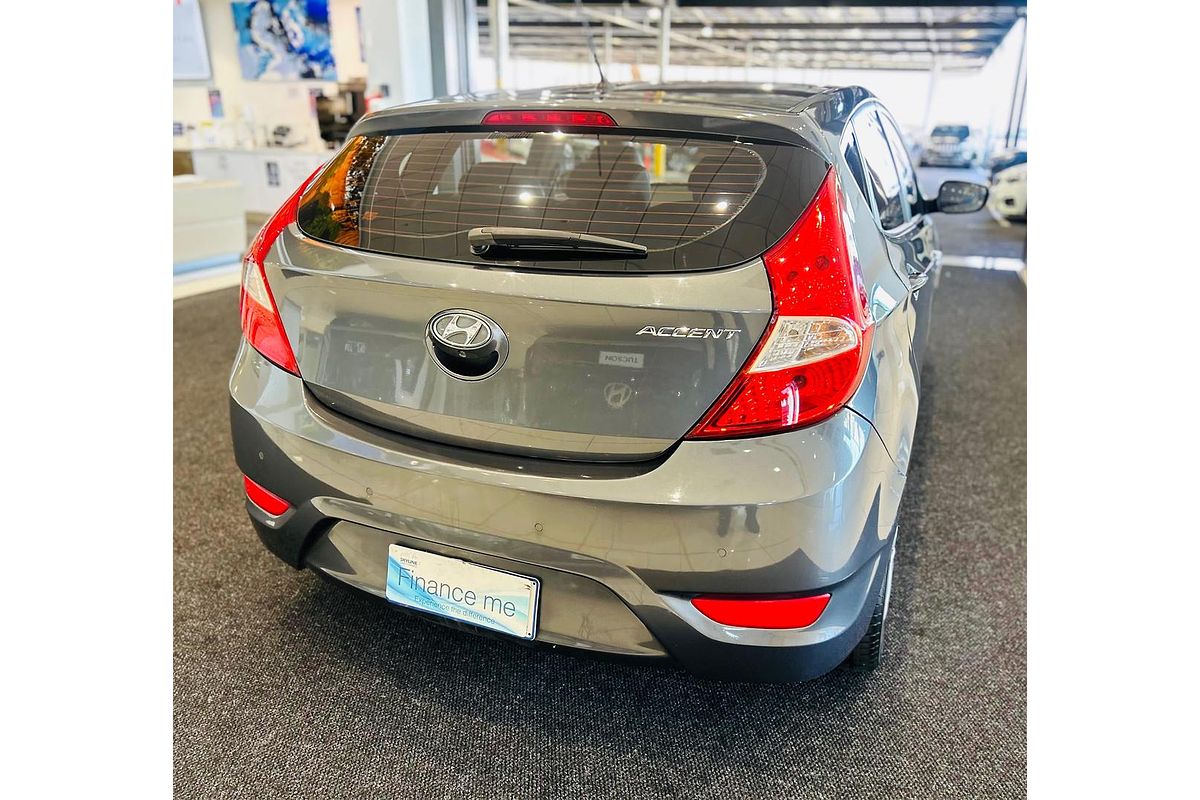 2012 Hyundai Accent Premium RB