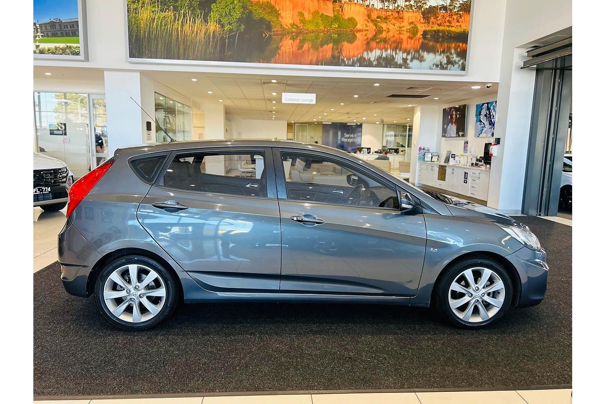 2012 Hyundai Accent Premium RB