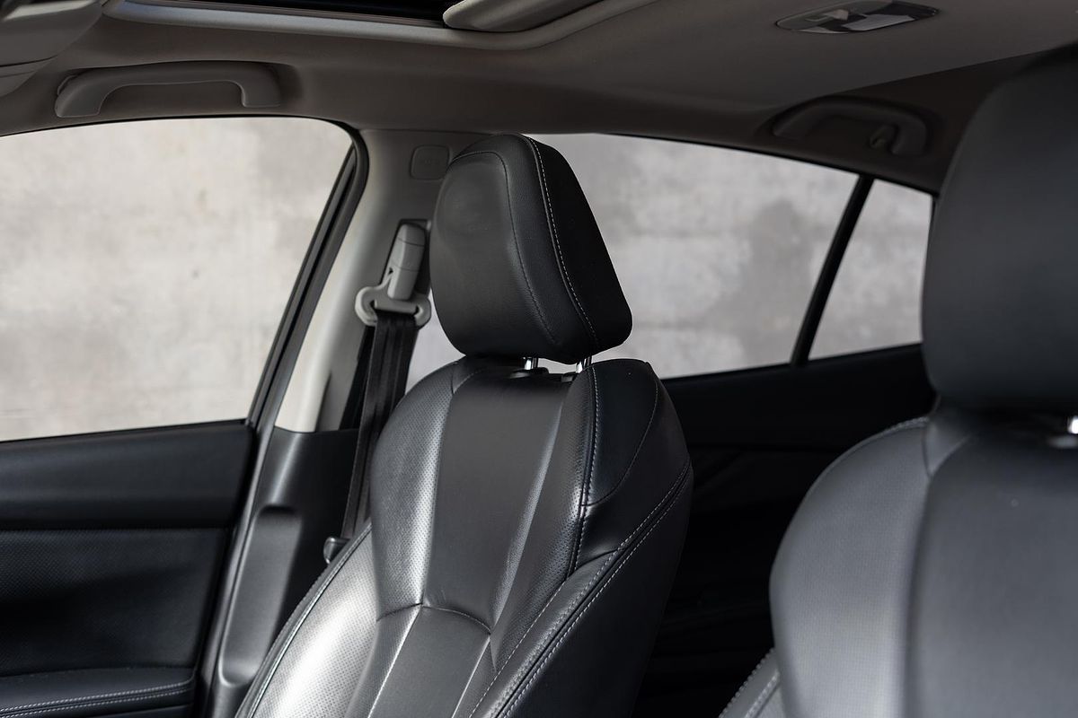 2017 Subaru Impreza 2.0i-S G5