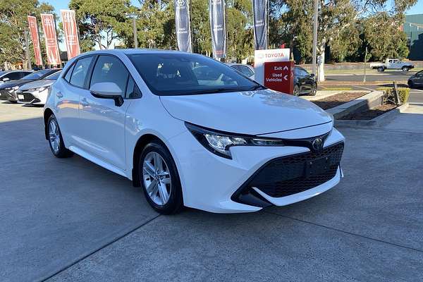 2018 Toyota Corolla Ascent Sport MZEA12R