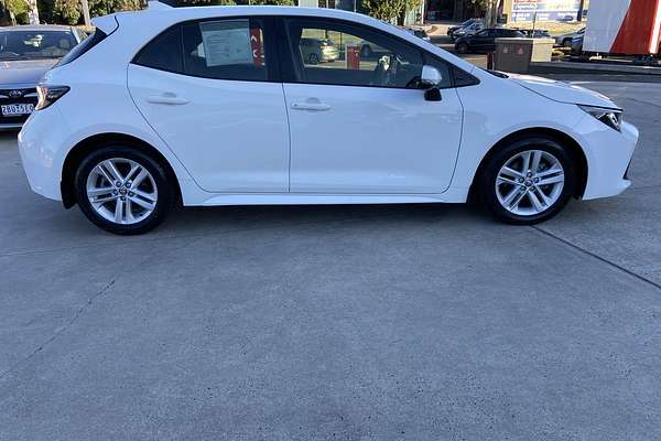 2018 Toyota Corolla Ascent Sport MZEA12R