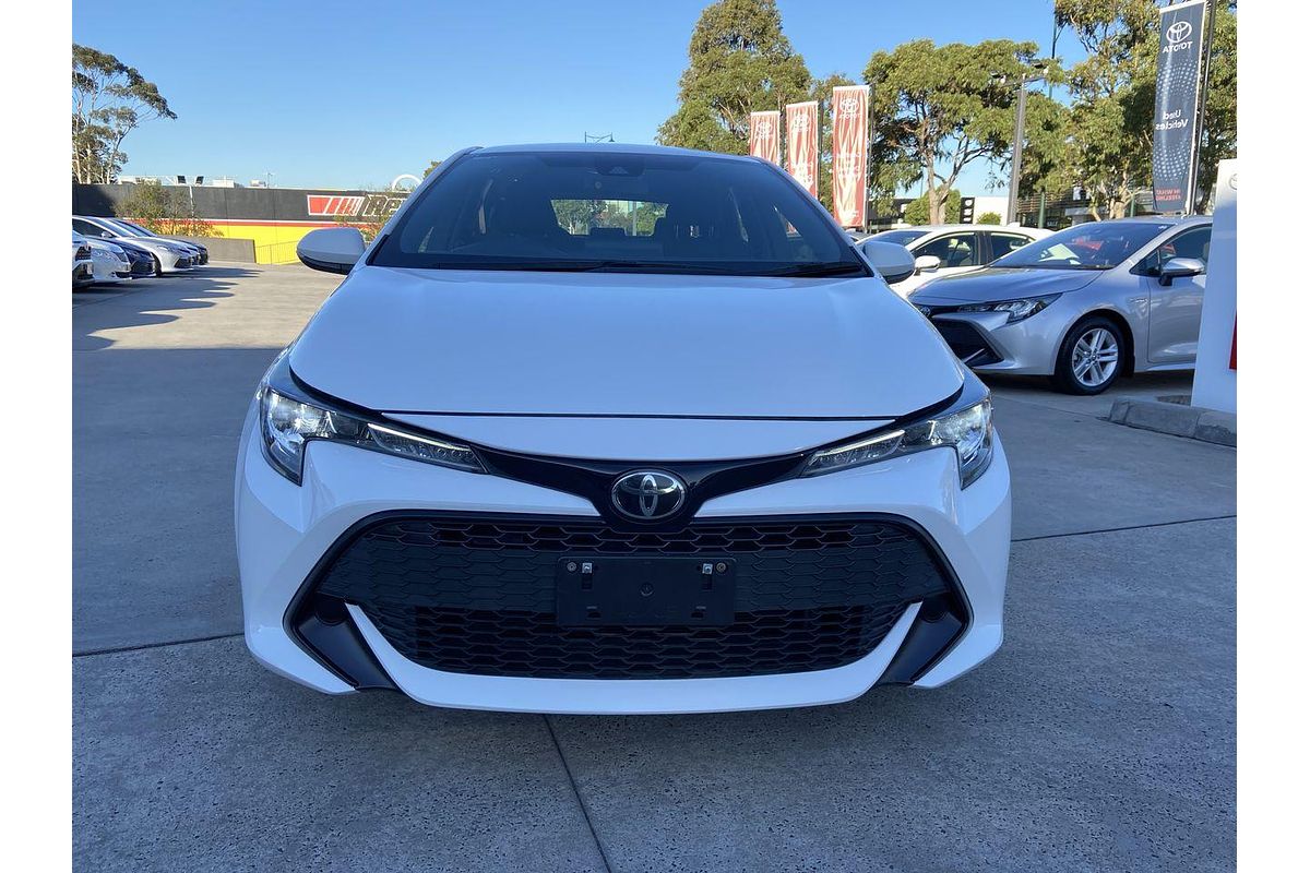 2018 Toyota Corolla Ascent Sport MZEA12R