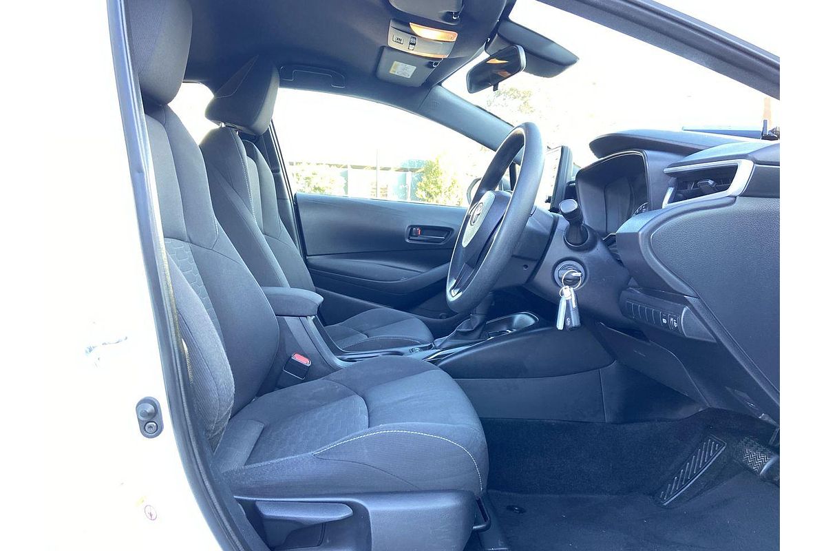 2018 Toyota Corolla Ascent Sport MZEA12R