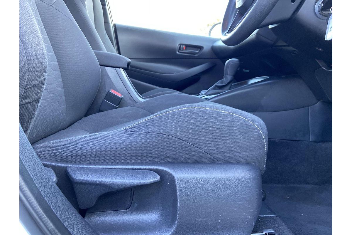 2018 Toyota Corolla Ascent Sport MZEA12R