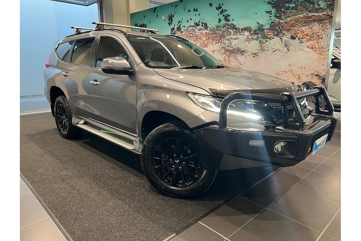 2019 Mitsubishi Pajero Sport Black Edition QE