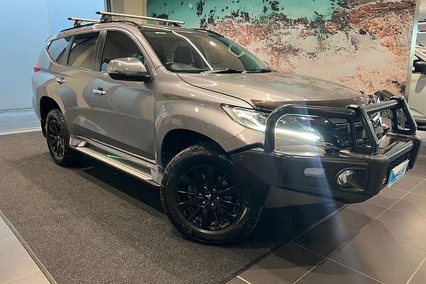 2019 Mitsubishi Pajero Sport Black Edition QE