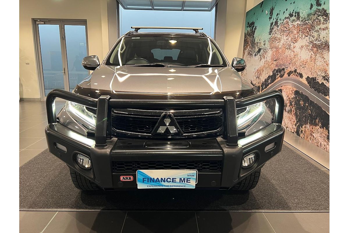 2019 Mitsubishi Pajero Sport Black Edition QE