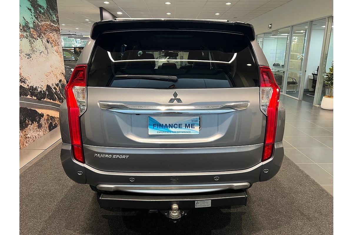 2019 Mitsubishi Pajero Sport Black Edition QE