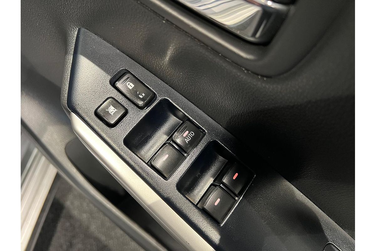 2019 Mitsubishi Pajero Sport Black Edition QE